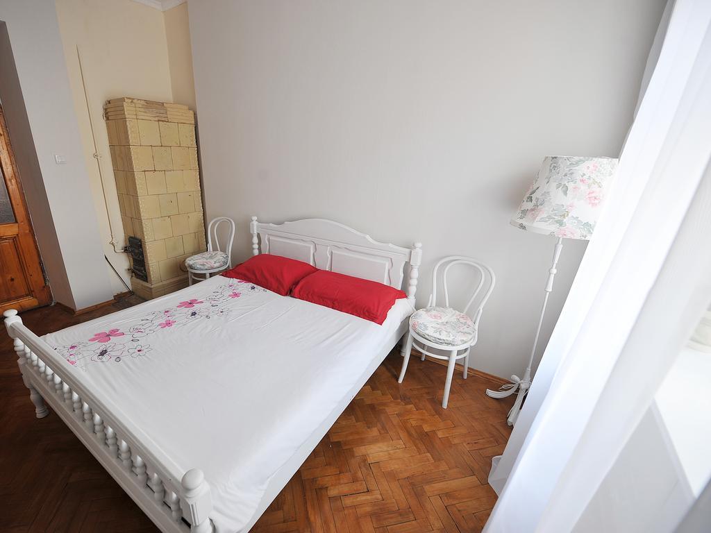 Бюджетная Квартира На Леси Украинки Apartment